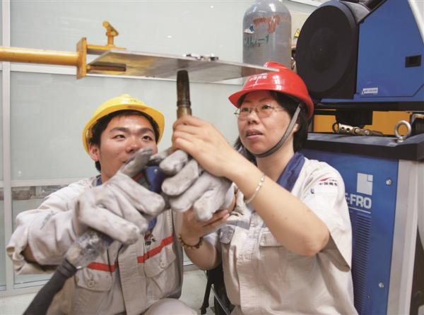 大国工匠 孙景南 与自己较劲的"女焊神"