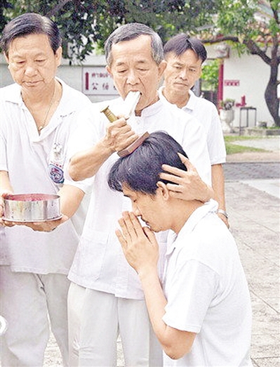 泰国白龙王病逝