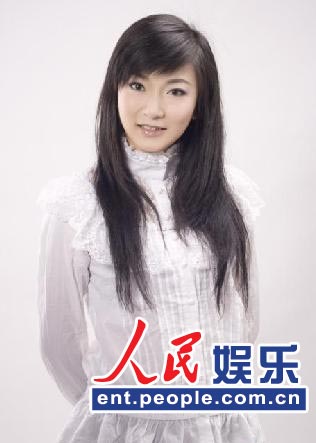 金玫玫,李秋歌的扮演者,25岁