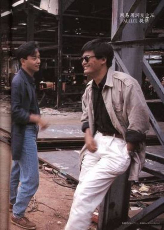 王祖贤张曼玉曾华倩 盘点张国荣最隐秘的私照 王祖贤张曼玉曾华倩 盘点张国荣最隐秘的私照