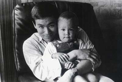 李小龙去世40周年 全国各地影迷网友纷纷举办悼念