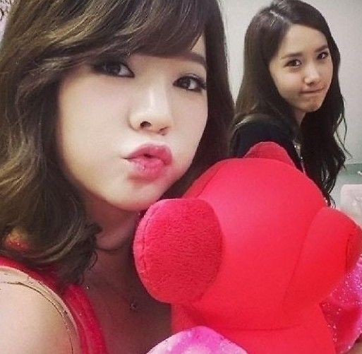 国际在线1月14日报道据韩国《亚洲经济》报道,女团少女时代成员suny