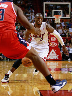 20+5+5韦德好球多但不狂刷热火就是要这稳定输出